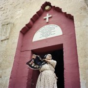  La gardienne des clés de l'église Surp Kevork.